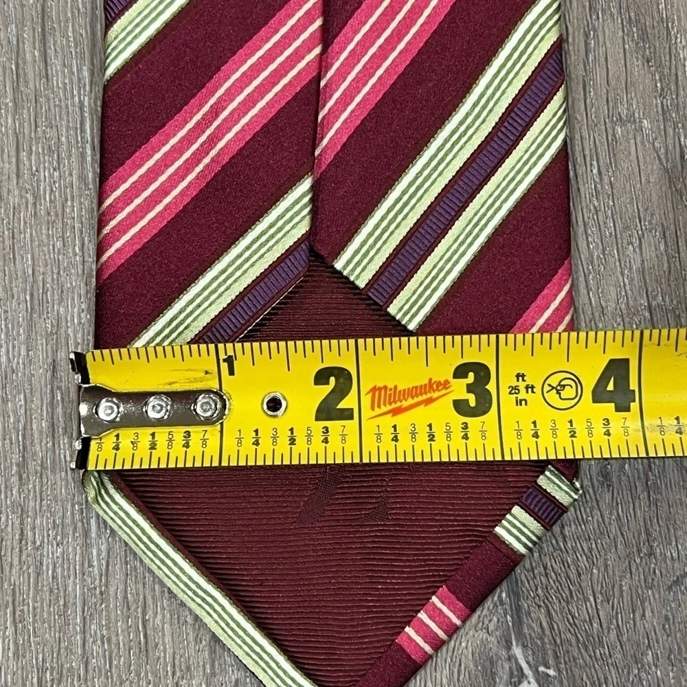 Ermenegildo Zegna Red Power Stripe Made in Italy 100% Silk Designer Tie EUC